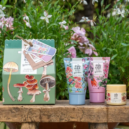 Heathcote & Ivory In The Garden The Soothe & Scrub Hut