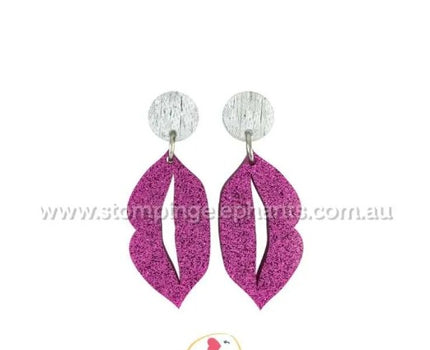 Lips - Dark Pink Earring