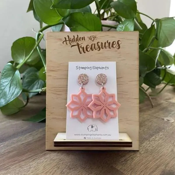 Treasure Dangle - Blush Pink