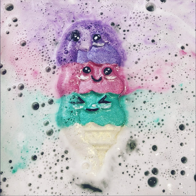 Rainbow Icecream Bath Bomb – Cotton Candy Scent